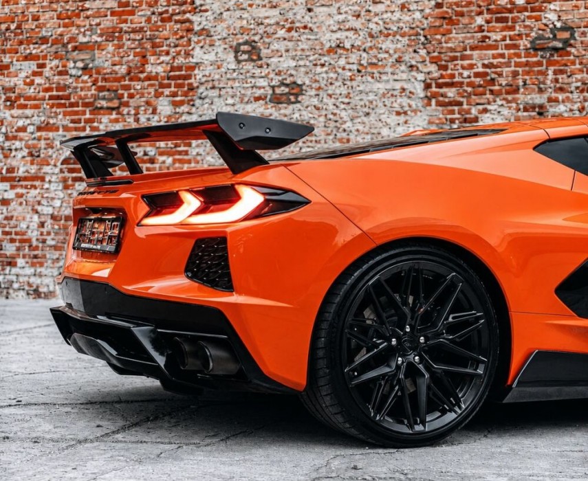  Спойлер крышки багажника Chevrolet Corvette (2020-2026) Carbon Flash фото