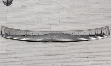 захисна накладка заднього бампера Subaru XV фото