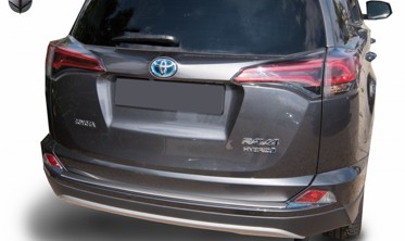 хром накладка заднего бампера Toyota RAV4 фото