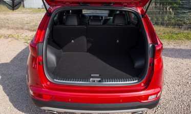 Защитная накладка порога багажника Kia Sportage фото