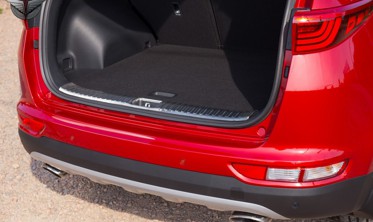 Захисна накладка порогу багажника Kia Sportage фото