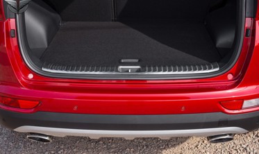 Захисна накладка порогу багажника Kia Sportage фото