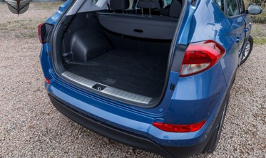Защитная накладка порога багажника Hyundai Tucson фото