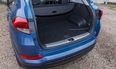 Защитная накладка порога багажника Hyundai Tucson фото