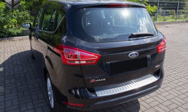 захисна накладка заднього бампера Ford B-Max фото
