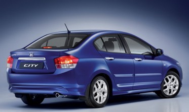 захисна накладка заднього бампера Honda City фото