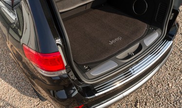 захисна накладка заднього бампера Jeep Grand Cherokee фото