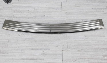 захисна накладка заднього бампера Jeep Grand Cherokee фото
