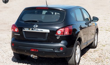 хром накладка на кришку багажника Nissan Qashqai фото