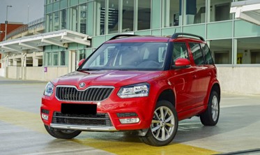 Защитная накладка на задний бампер Skoda Yeti City (черная) фото