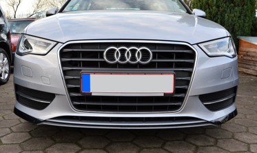 Накладка переднього бампера Audi A3 8V з 3-х частин фото