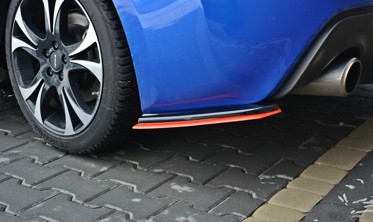 Бічні дифузори заднього бампера з червоною смугою Subaru BRZ верс.2 фото