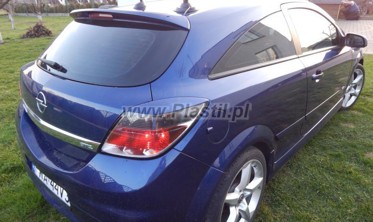 накладки на задние фонари Opel Astra H GTC фото