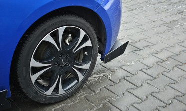 Боковые диффузоры заднего бампера Subaru BRZ рестайл  фото