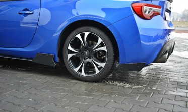 Боковые диффузоры заднего бампера Subaru BRZ рестайл  фото