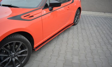 Диффузоры порогов с красной полосой Subaru BRZ / Toyota GT86 (вер.2) фото