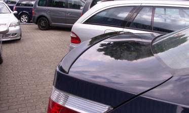 Спойлер кришки багажника BMW E60 М5 фото