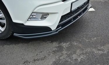 Дифузор на передній бампер Ssangyong Tivoli верс.1 фото