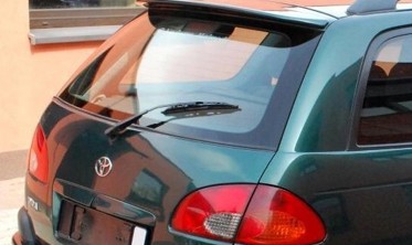 Спойлер на кришку багажника TOYOTA AVENSIS I Kombi фото
