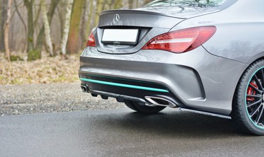 Центральная задняя накладка Mercedes CLA C117 AMG-line рестайл фото