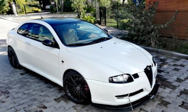 Hybrid дифузор переднього бампера Alfa Romeo GT фото