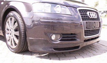Накладка переднего бампера Audi A3 8P вариант 2 фото