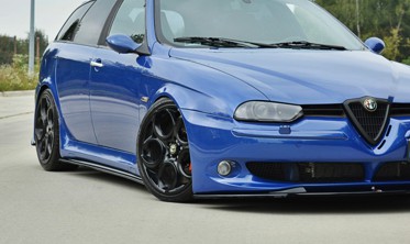 Тюнинговые диффузоры под боковые пороги Alfa Romeo 156 GTA фото