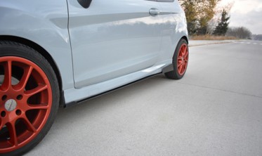 RACING накладки под пороги Ford Fiesta MK7 ST Facelift фото