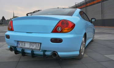 Центральний диффузор заднего бампера Hyundai Tiburon MK2 FACELIFT фото