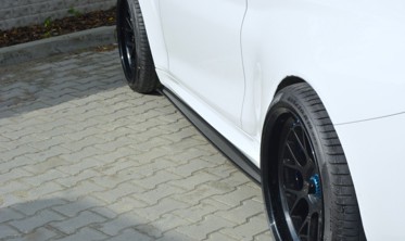 Тюнінгові дифузори під бічні пороги BMW M2 F87 фото