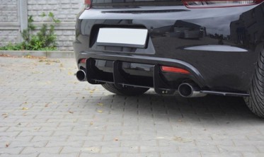 Центральный и боковые диффузоры заднего бампера VW Scirocco R фото