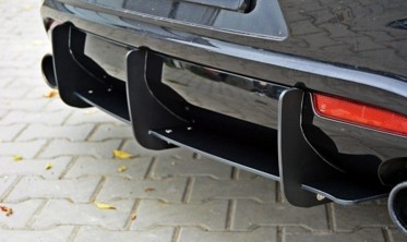 Центральный и боковые диффузоры заднего бампера VW Scirocco R фото