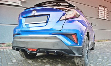 Диффузор центральный на задний бампер Toyota C-HR фото