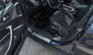 защитные накладки на пороги с надписью Citroen C5 фото