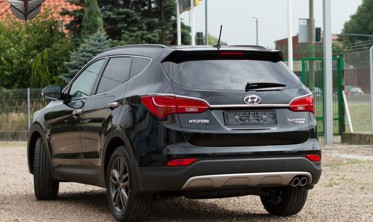 накладка на заднюю крышку багажника Hyundai Santa Fe фото