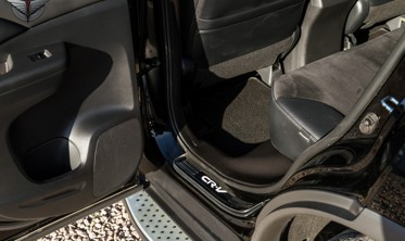 захисні накладки на пороги з LED підсвічуванням Honda CR-V фото