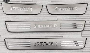 защитные накладки на пороги Kia Sportage R фото