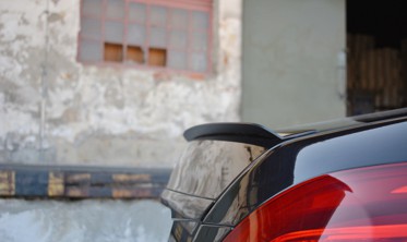 Накладка (спойлер) крышки багажника Mercedes-Benz S-Class W222 фото