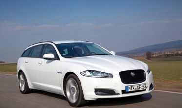 Спойлер переднего бампера Jaguar XF X250 рестайл фото