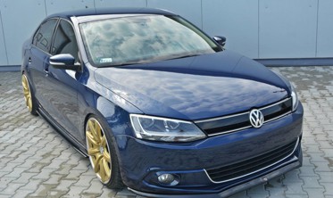 Накладка на передний бампер Volkswagen Jetta MK6 Sedan дорест. версия 2 фото