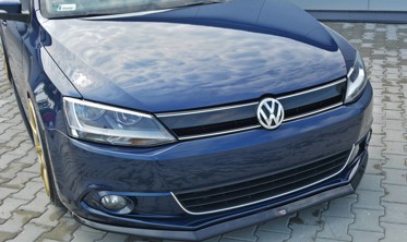 Накладка на передний бампер Volkswagen Jetta MK6 Sedan дорест. версия 2 фото