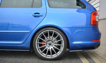 Спойлер на задній бампер Skoda Octavia Mk2 версія RS седан/універсал фото