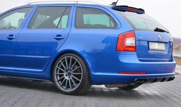 Накладка на спойлер Skoda Octavia версія RS MK2/MK2 FL Kombi фото