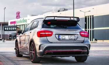 Диффузор заднего бампера Mercedes GLA 45 AMG SUV X156 с вертикальными ребрами фото