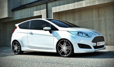 Накладка переднього бампера Ford Fiesta MK7 рестайл фото