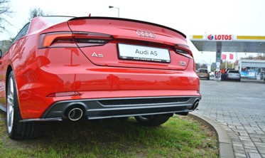 Накладка заднего бампера Audi A5 F5 S-Line с вертикальными выступами фото