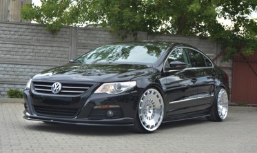 Накладки под боковые пороги VW Passat CC для стандартной версии фото