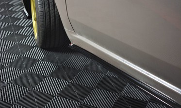 Боковые листвы на пороги Fiat 500 Hatchback дорестайл фото