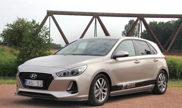 Боковые листвы под пороги Hyundai I30 MK3 Hatchback фото