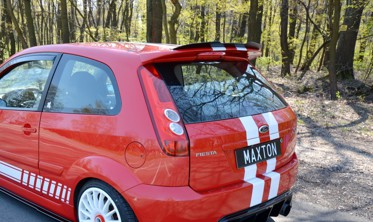 Накладка на спойлер багажника Ford Fiesta mk6 версия ST фото